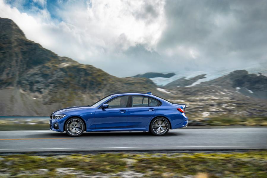  BMW 330i M Sport (G20) 2019 года  (WW) (фото 16 из 284)